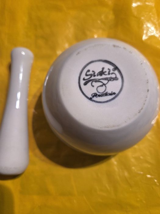 Moździerz biały ceramiczny