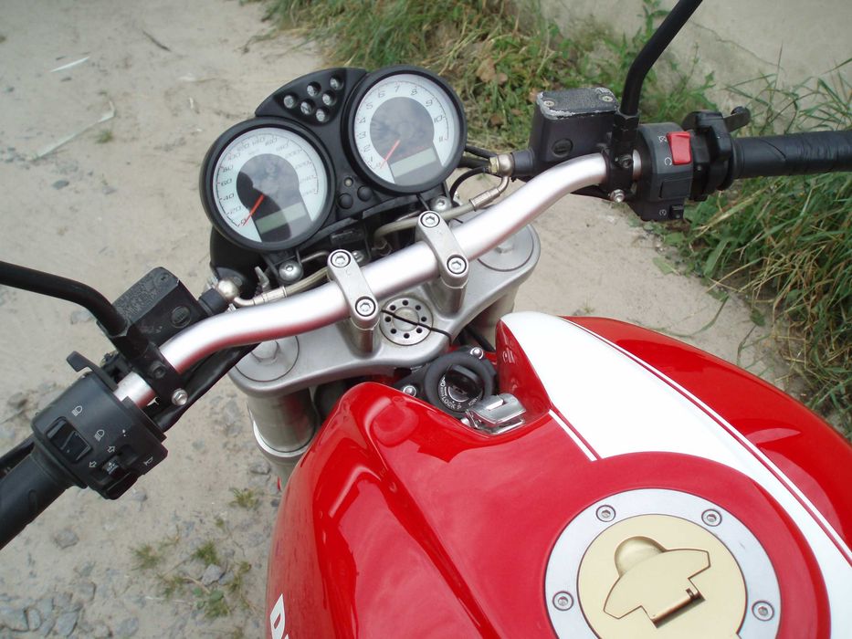 ducati monster S2R