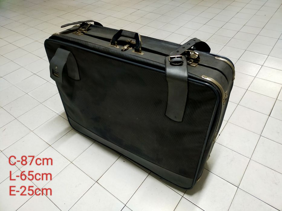 Vendo mala de viagem antiga