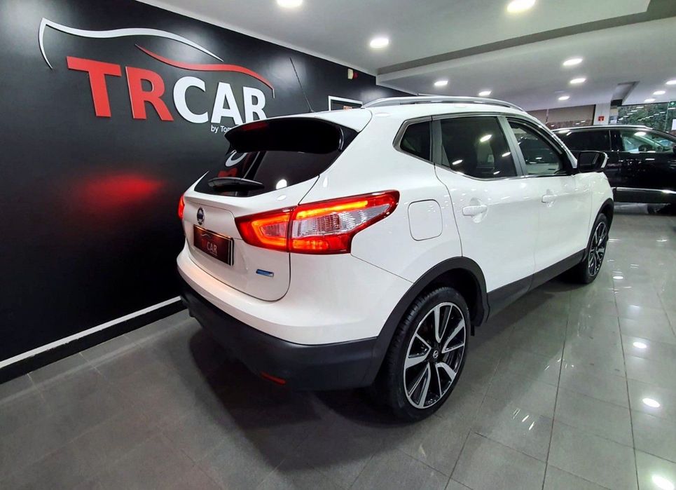 Nissan Qashqai 1.2 DIG-T Tekna Premium Pele S P.Preta