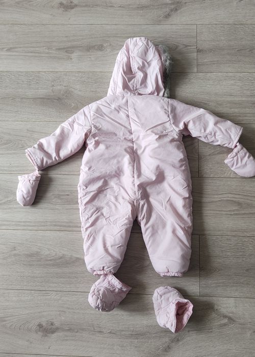 Zimowy kombinezon