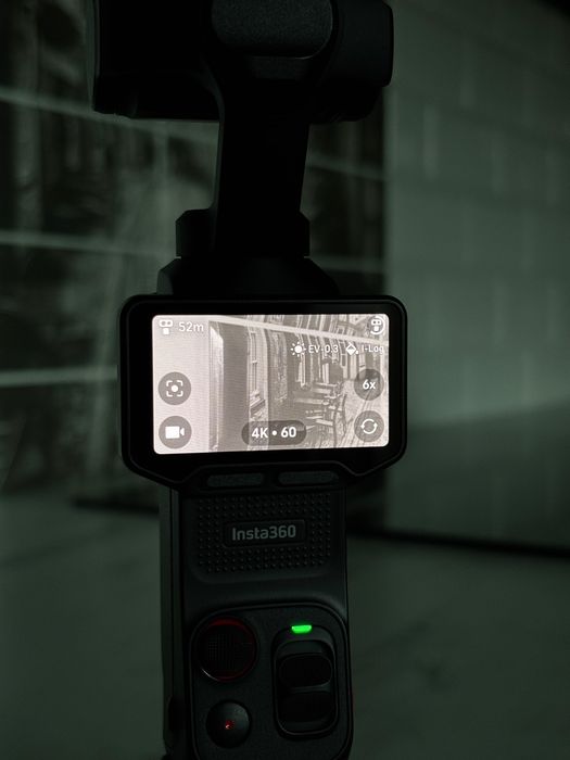 Luna ultra insta360