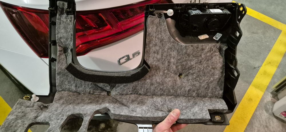 Włacznik świateł Audi Q5 FY używany sprawny