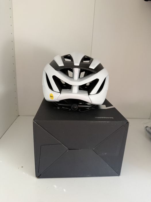 Kask MET trenta Carbon 3K Nowy L