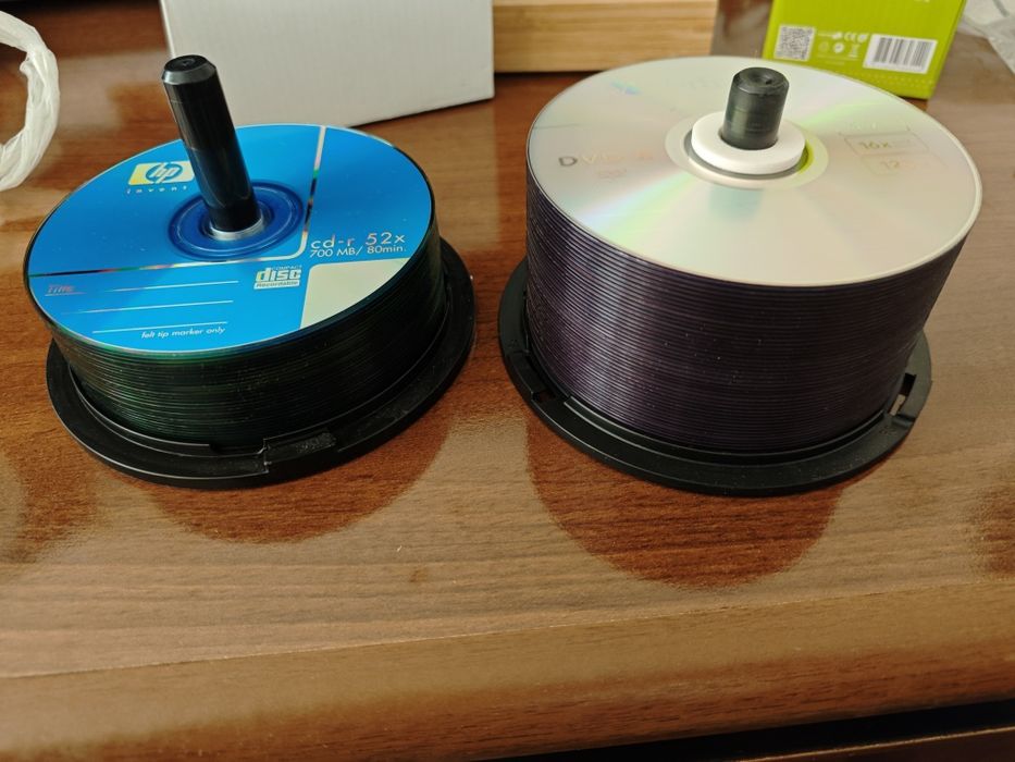 DVD's e CD's virgens para gravar - Grátis