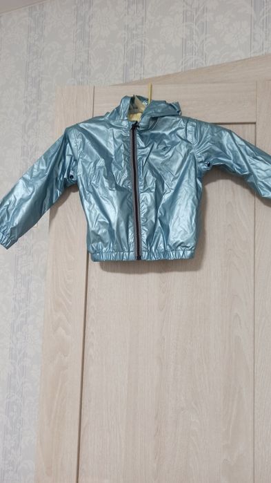 Стильный плащ, дождевик, ветровка французского бренда Petit bateau,