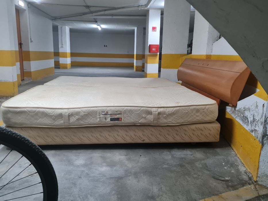 Camas solteiro corpo e meio