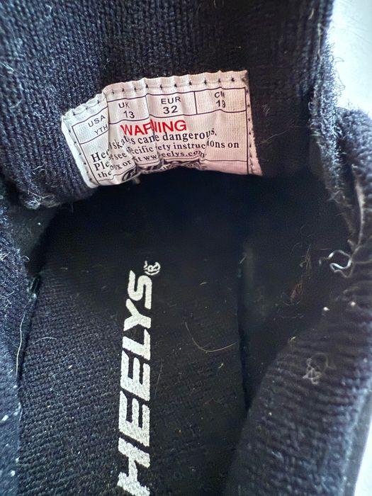 Дитячі роликові кросівки Heelys