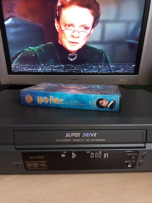 Magnetowid odtwarzacz wideo Panasonic NV- FJ622