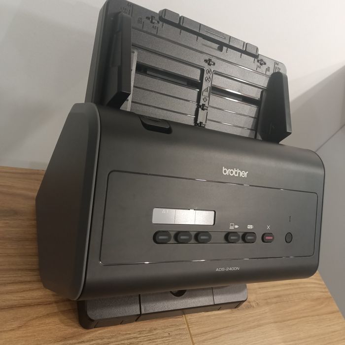 Skaner dokumentów Brother ADS-2400N