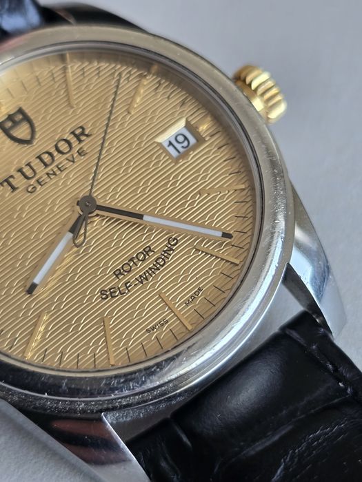 Tudor 36mm złota tarcza