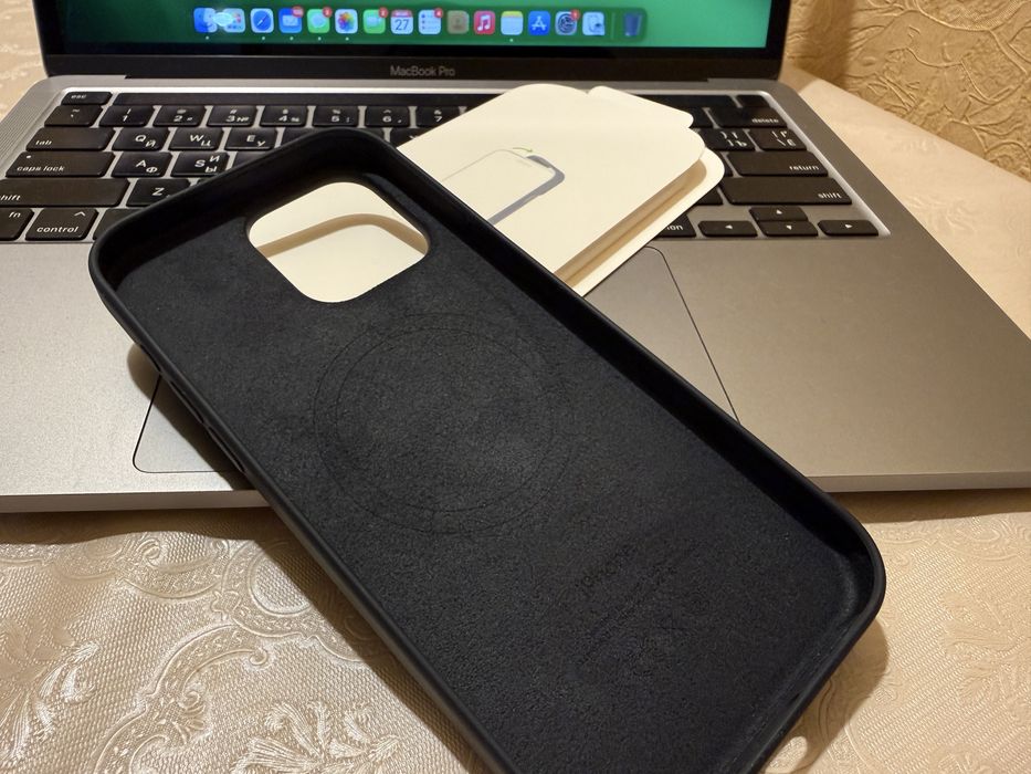 Оригинальный чехол Apple Silicone Case Black для iPhone 16 pro max