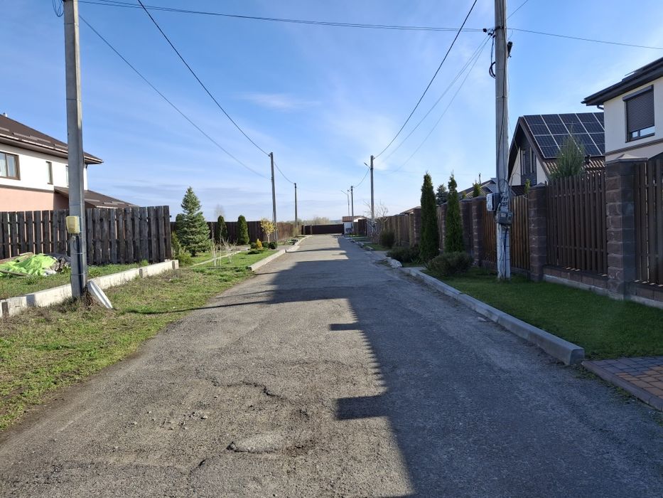Продаж окремого будинку М-Рубежівка Ірпінь 100м2 та 7 соток землі