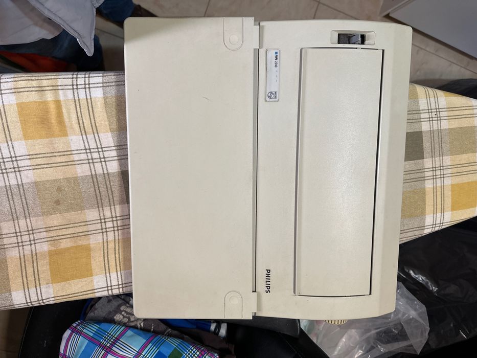 Máquina de escrever elétrica