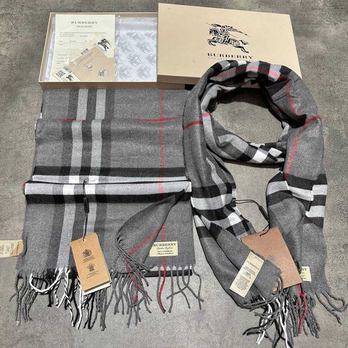 Шарф Burberry "Red Line"