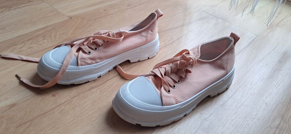 Trampki eleganckie modne
