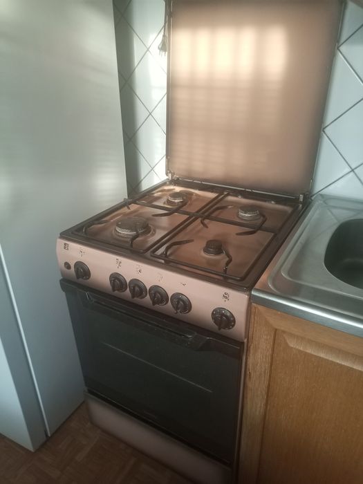 Газова плита Ariston