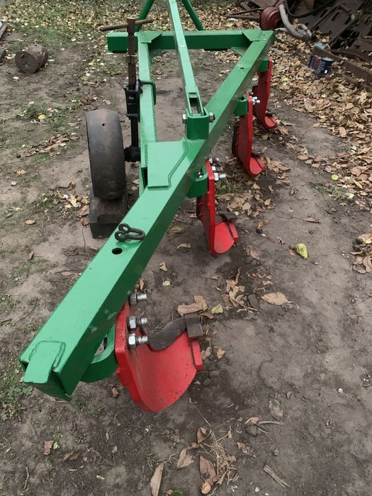 Продам плуг, глибокорозпушувач, параплау