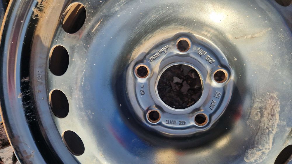 Felga stalowa Opel Astra K 5x105 6Jx15 IS37 TPMS 1szt