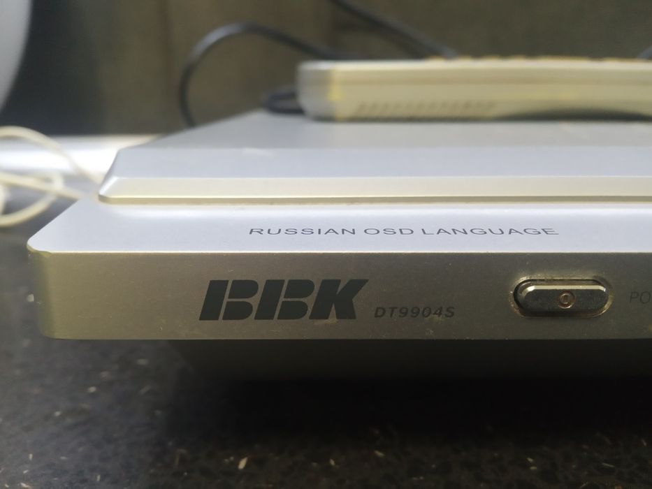 DVD-плеер BBK DT9904S