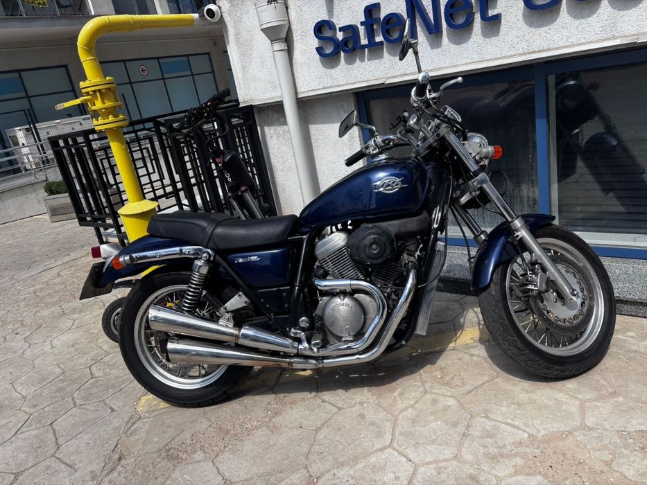 Honda vrx 400 roadster