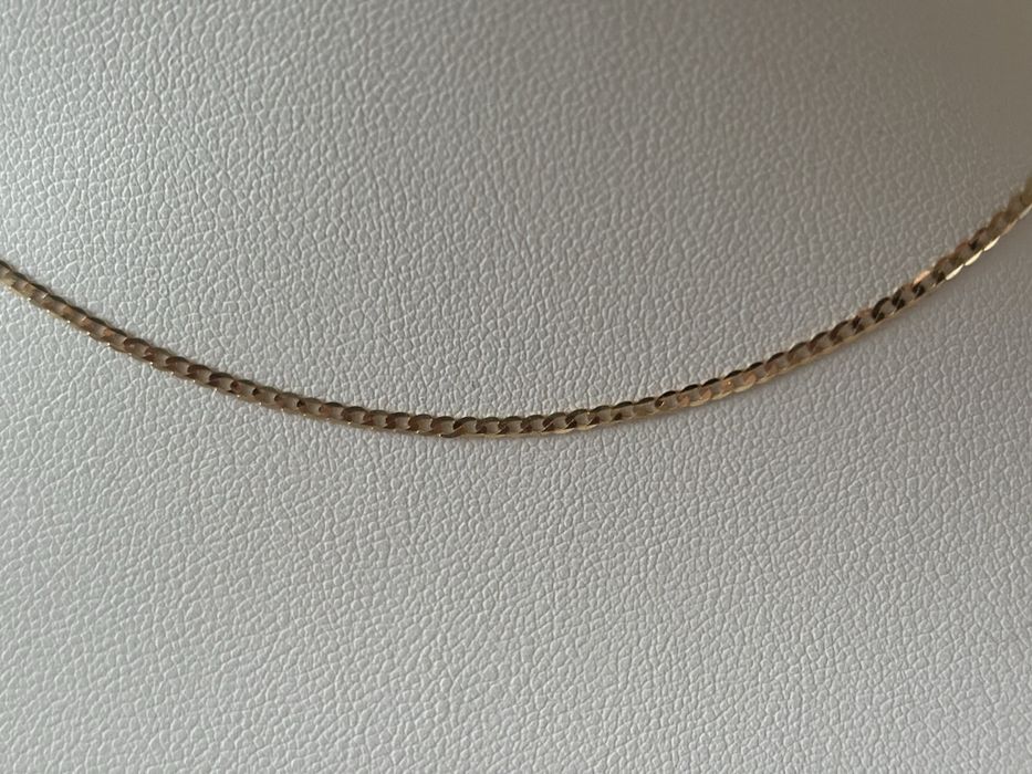 3) Łańcuszek , waga 1,8g dł. 50 cm, szer. 2 mm, pancerka cena 1030  zł