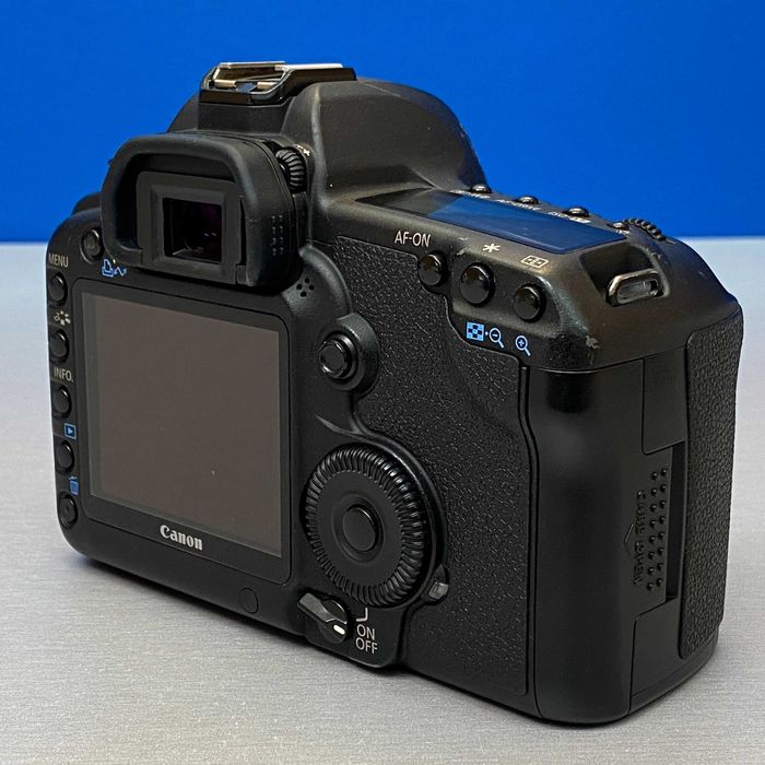 Canon EOS 5D Mark II (Corpo) - 21.1MP