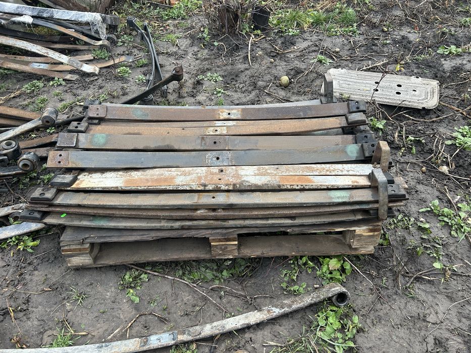 Продам Нижние лыжи 1,40 на Мерседес Варио,609,709,711,809,811,Рекс,Т2