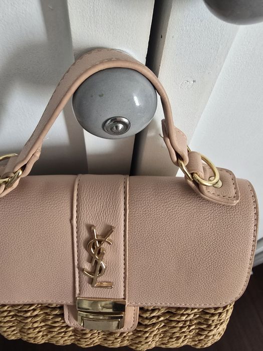 Mala  com alça tiracolo