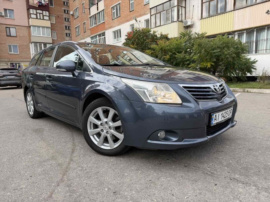 Toyota Avensis у відмінному стані