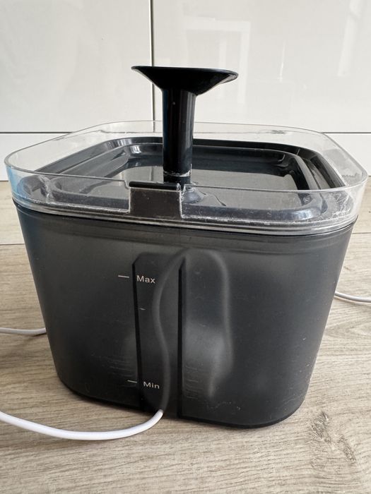 Automatyczna fontanna poidełko dla kota psa Astraktify WF01