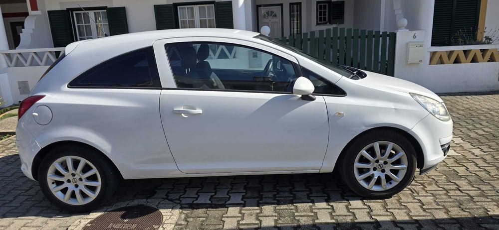 Opel Corsa D - Van