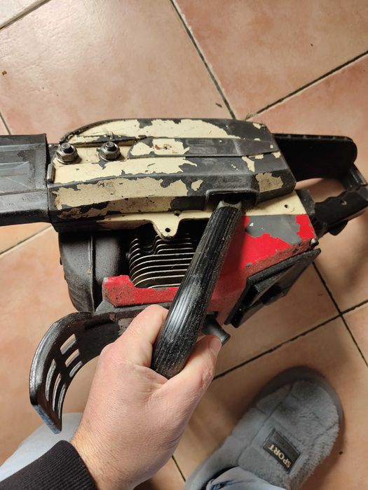 Motosserra muito boa