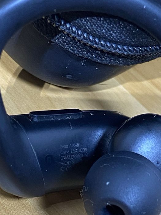 Наушники Beats Powerbeats Pro