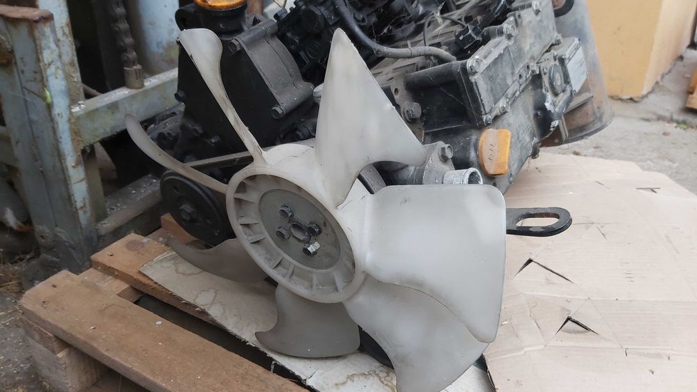 Silnik Yanmar 3TNV76