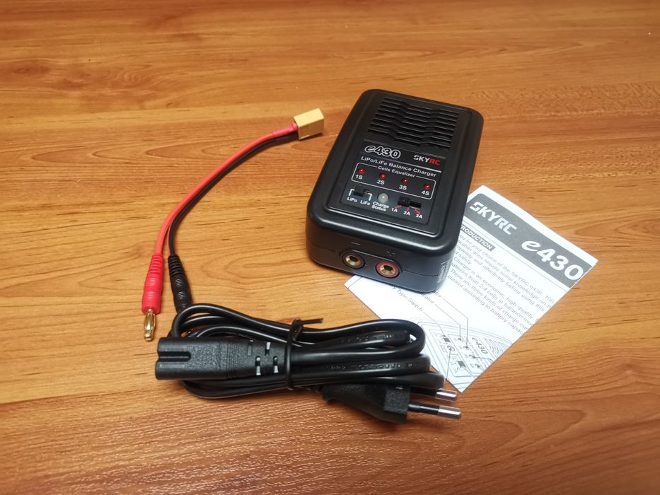 Carregador baterias Lítio 2S a 4S Lipo LiIon LiFe SkyRC e430 regulável