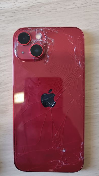 Iphone 13 vermelho