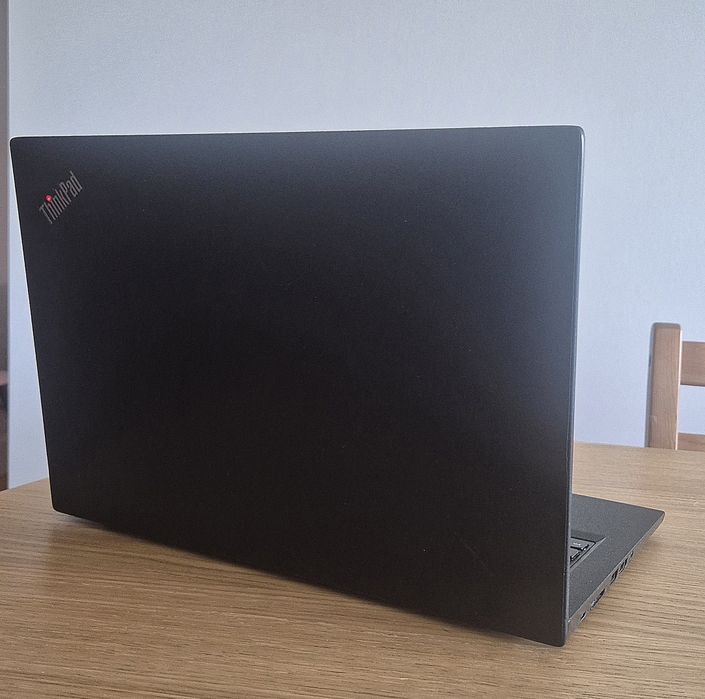 Lenovo X390 / 256GB SSD/ 8GB RAM
