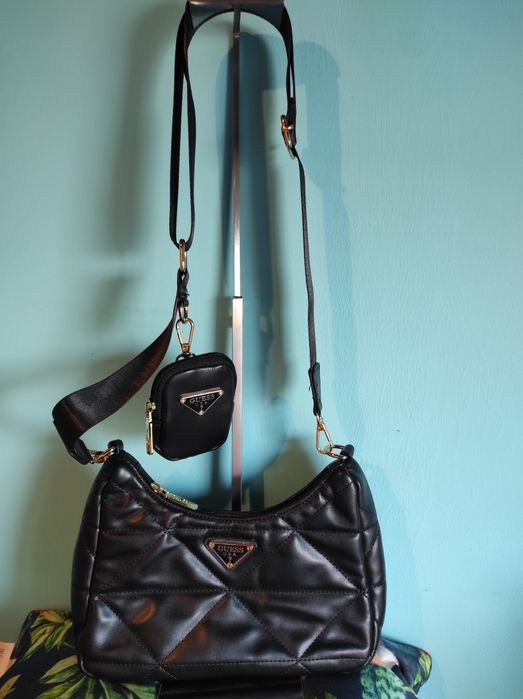 Mala com carteira Guess (portes incluídos)