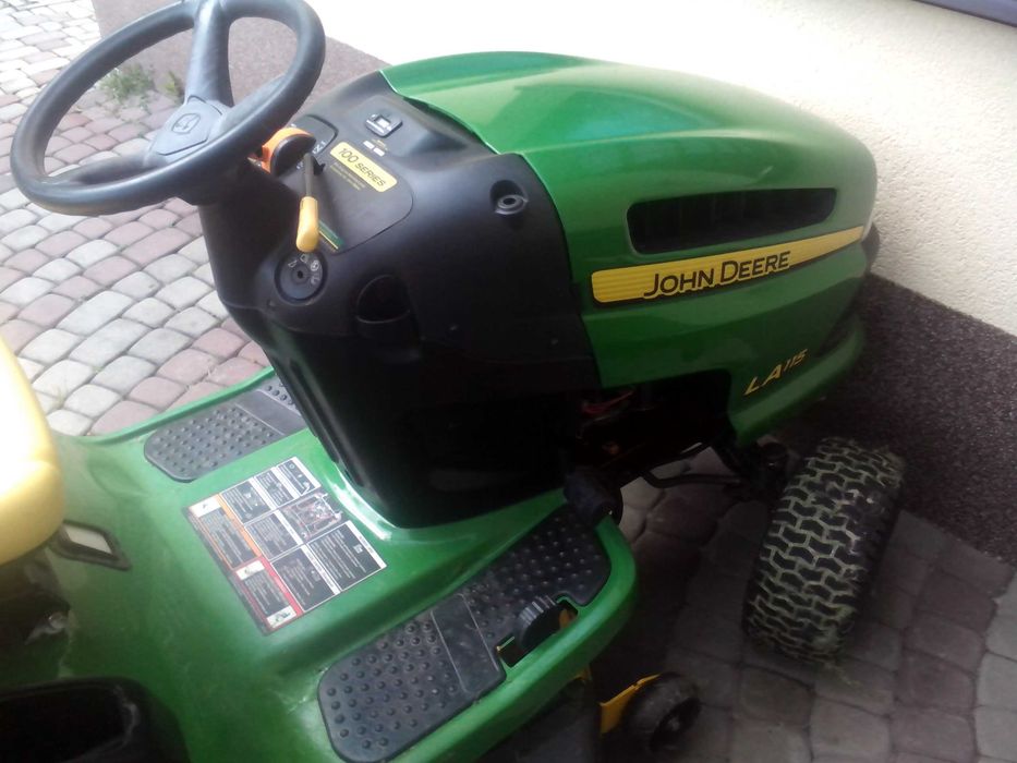 Traktorek kosiarka John deer LA115  19,5KM