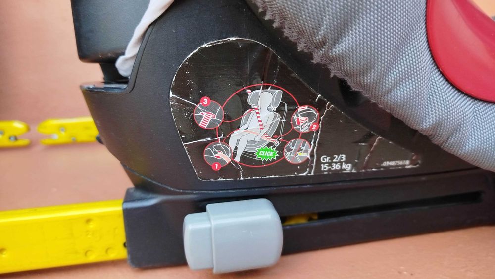 Cadeira Auto ISOFIX (Gr 2/3 | 15-36kg)