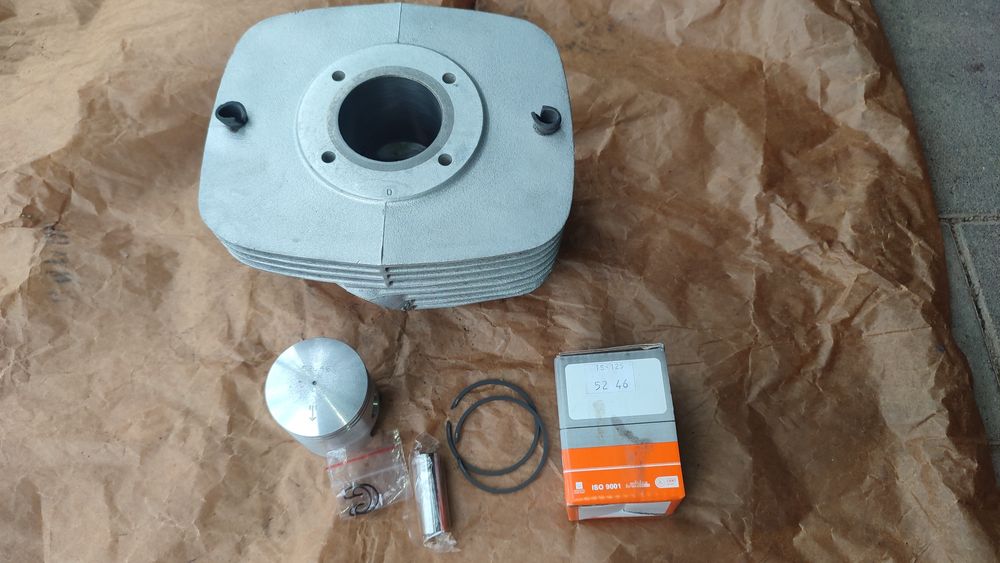 Cylinder MZ TS 125 ES po szlifie tłok ALMOT AK 20 oryginał DDR 150