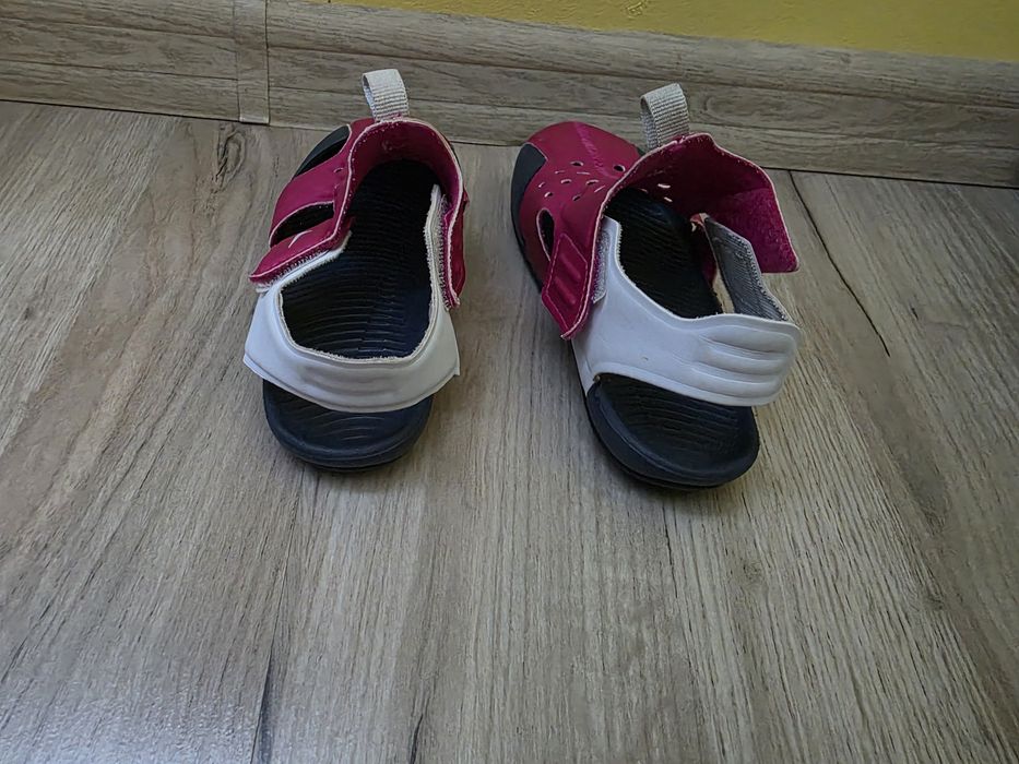 Sandały nike 27 dziewczynka