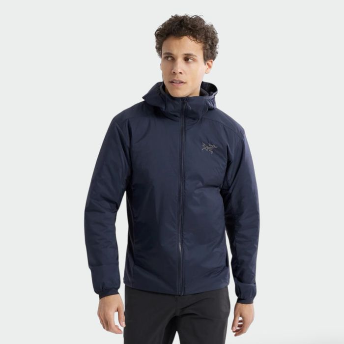 Куртка Arcteryx Atom Hoody Black Sapphire Артикул: X00000955601, M-XL