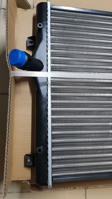 Nowa Chłodnica silnika NRF 53425A Skoda Audi Seat VW