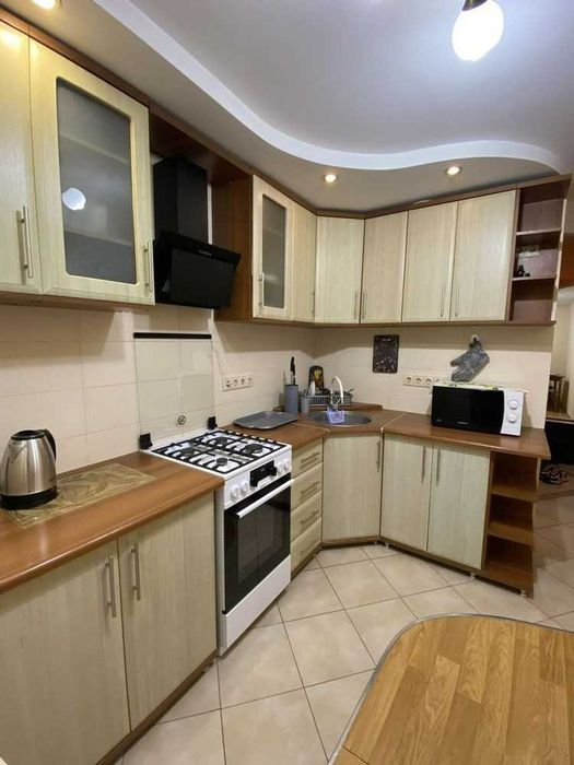 Здається в оренду 1-кімнатна квартира по вул. Рубчака.