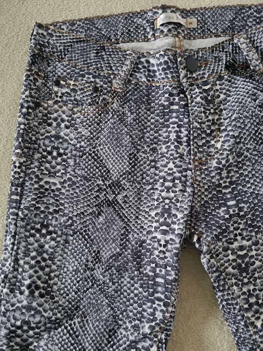 Spodnie damskie wzór