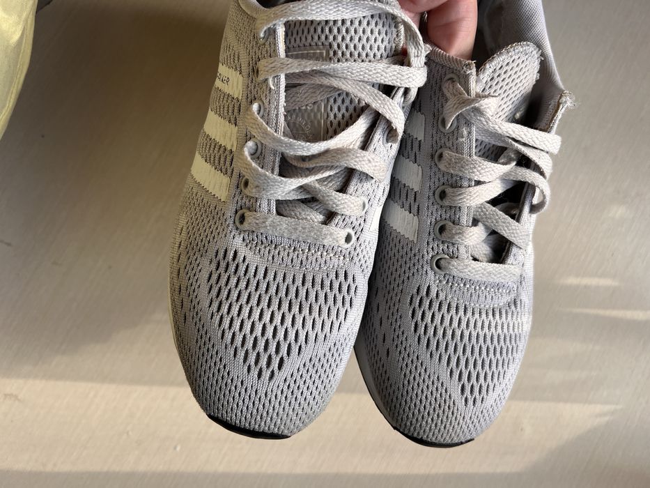 Кросівки жіночі adidas