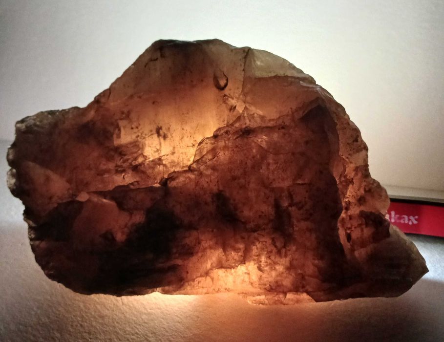 Кварц димчастий для колекцій або виробів