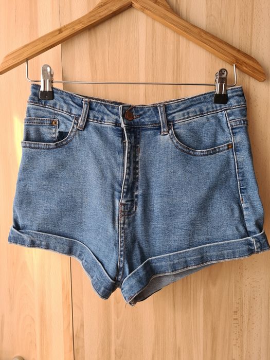Krótkie spodenki jeansowe Pull&Bear rozm. S